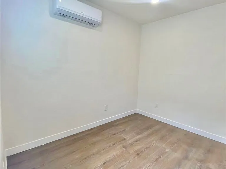 920 W Olive Ave #1 — Photo 7