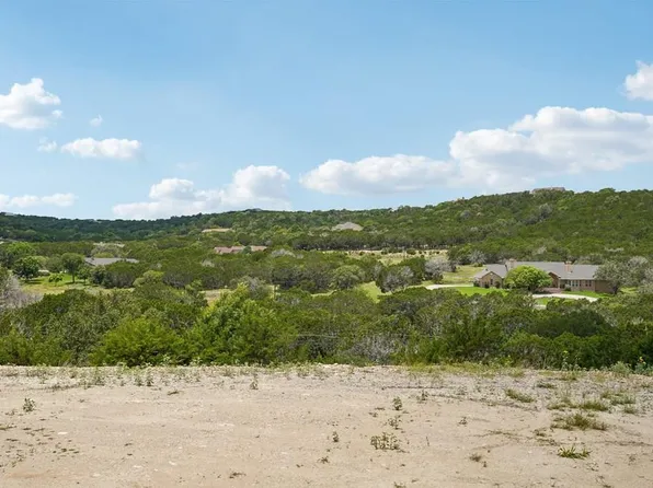 902 Saddlewood Blvd, Kerrville, TX 78028
