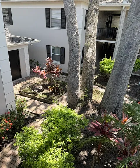 5221 S Bayshore Blvd #54 — Photo 4