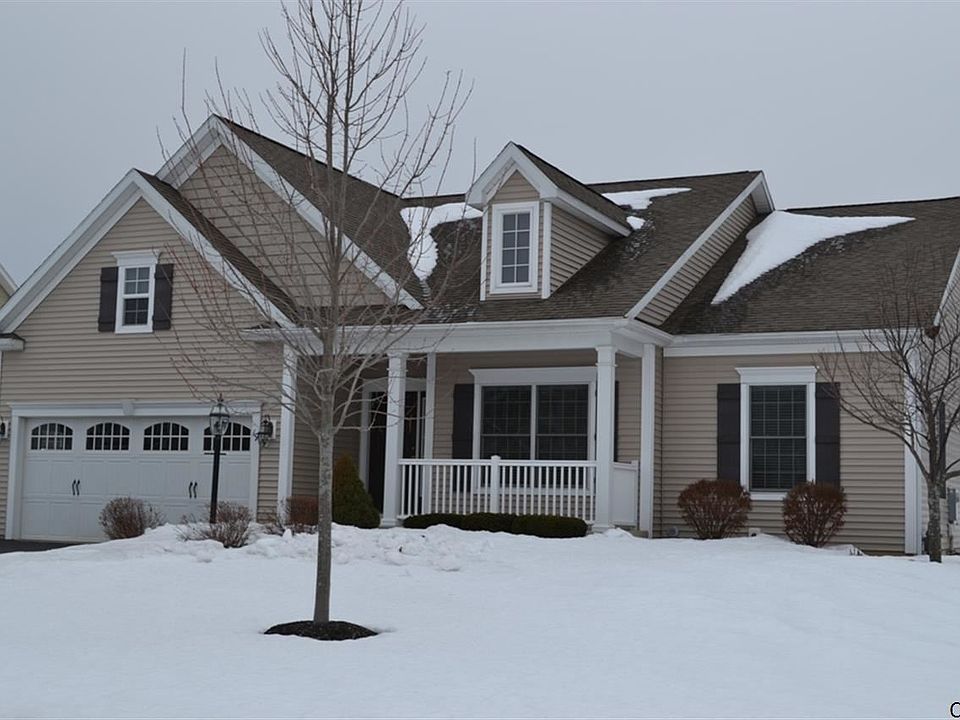 1st image of 19 Chatsworth Way