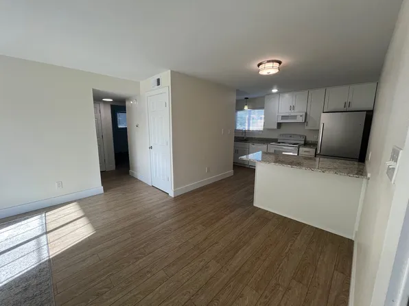 6225 Don Carlos Dr, Pensacola, FL 32507