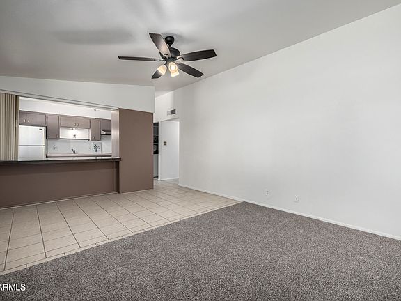 4th image of 10434 W OAKMONT Drive