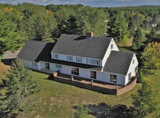 15 Meadow Ln, Brewer, ME 04412