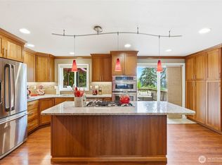 7203 Olympic Drive, Everett, WA 98203