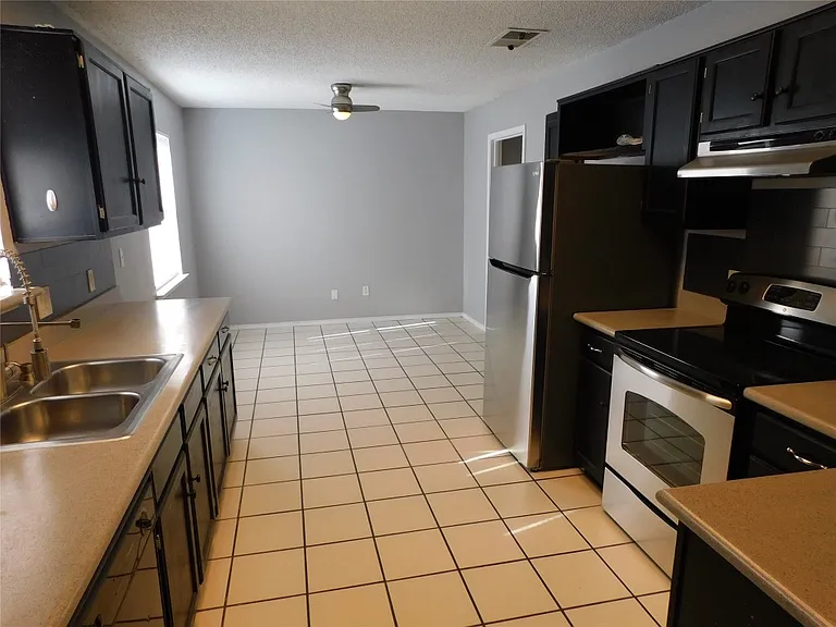 8232 Meadowbrook Dr — Photo 117