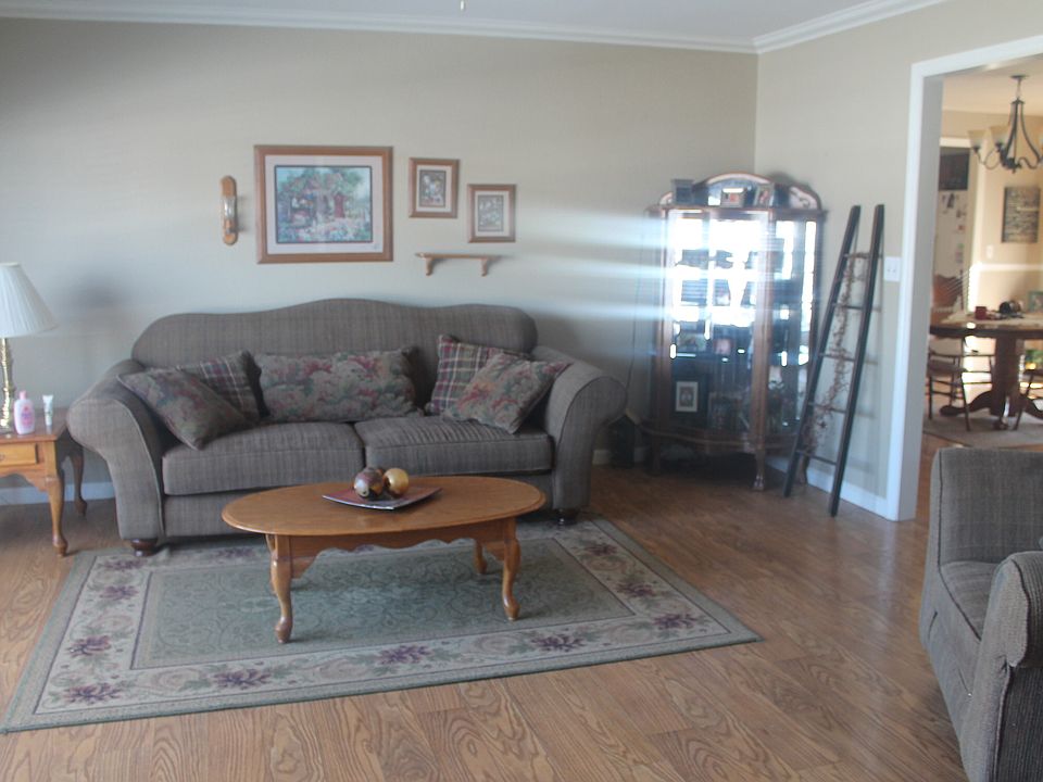 2nd image of 1304 Burkstone Rd
