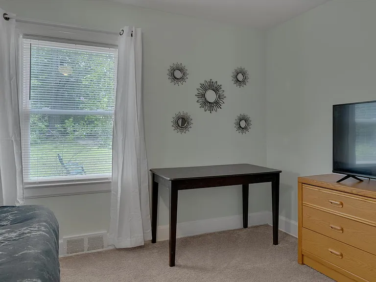 814 N Buchanan Blvd #B — Photo 16