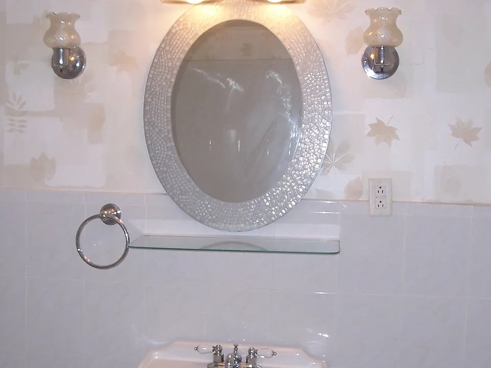 Apt3 Updated Bath