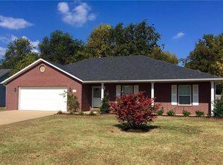 74 W Northaven St, Farmington, AR 72730