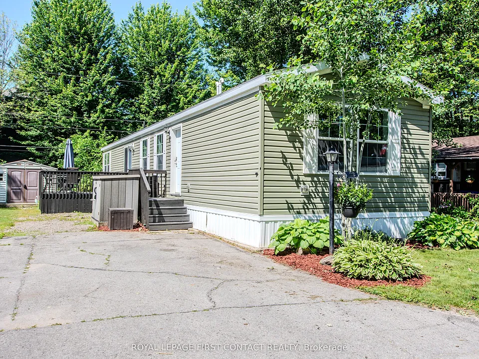 23 Georgian Glen Dr
