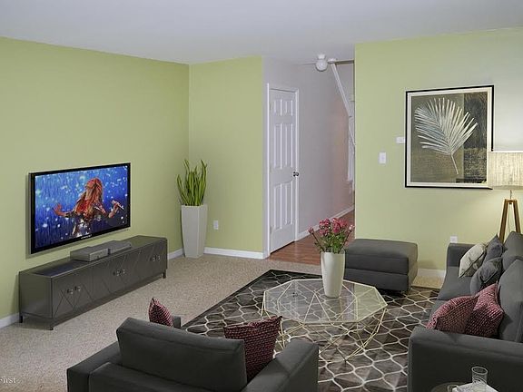 3rd image of 53303 Pineridge Dr