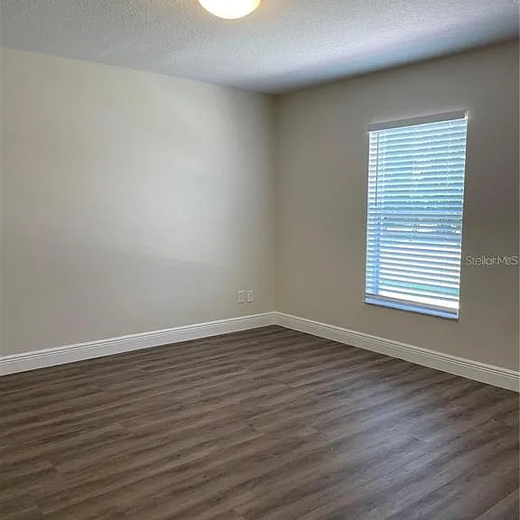 17542 Doris St — Photo 15