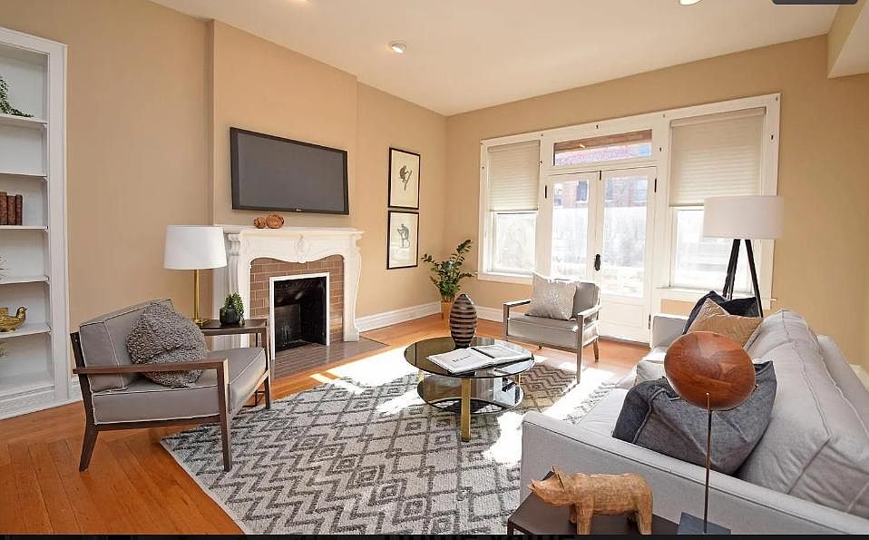 1st image of 2356 Park Ave Unit 3