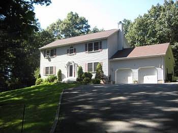 2nd image of 9 Valhank Dr