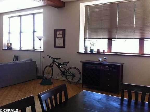 3rd image of 715 Bowe St #U1