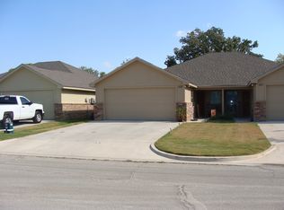133 E Frost St, Lacy Lakeview, TX 76705