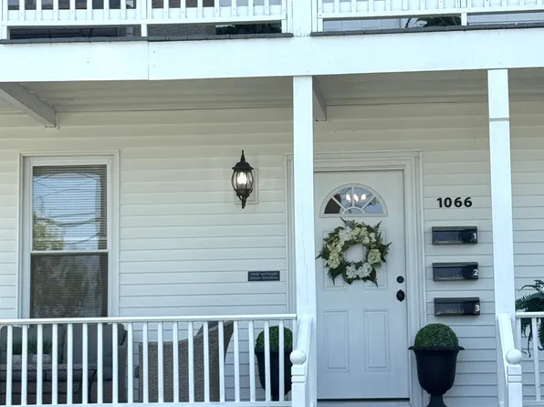 1066 Forest Ave APT 1, Portland, ME 04103