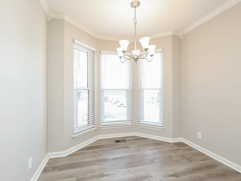 3068 Chateau Valley Dr — Photo 7