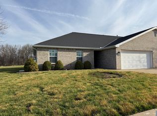 2122 S Liberty Rd, Marshall, MO 65340