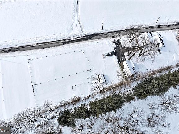 4th image of 1210 Katterman Hill Rd