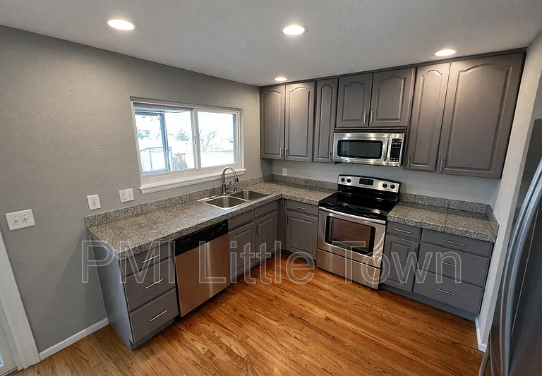 8975 S Coyote St — Photo 6