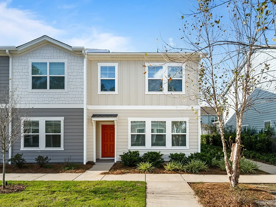 Townhomes in Daniel Island for Rent
