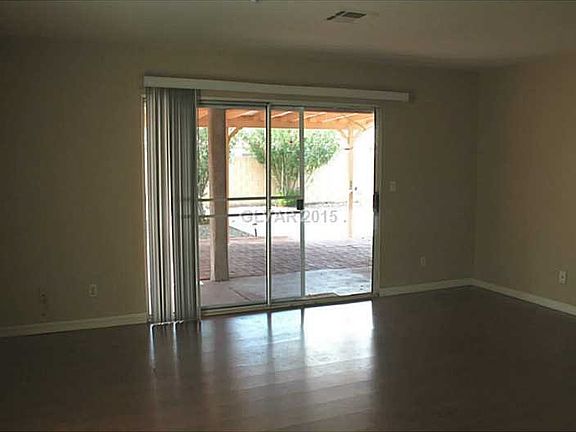 3rd image of 4423 Pageantry Falls Dr