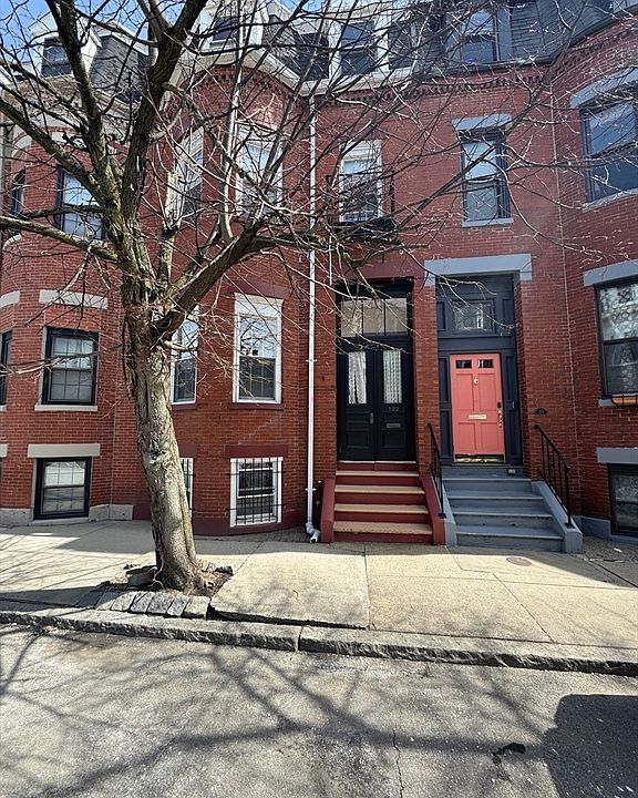 2nd image of 122 M St