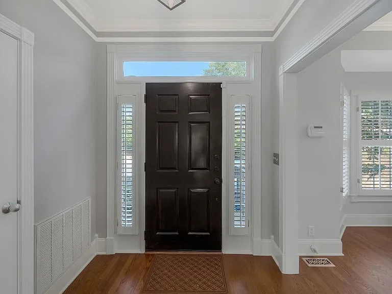 103 Forest Place Cir — Photo 3