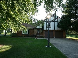 3161 S Taylor Rd, Decatur, IL 62521