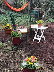 Rented by R New York