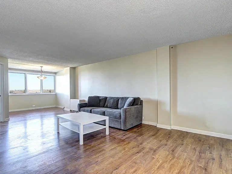 2225 Buchtel Blvd #1109 — Photo 2