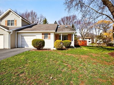 35 Sleepy Holw, Rochester, NY, 14624