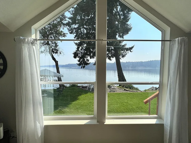 2936 Madrona Beach Rd NW — Photo 6