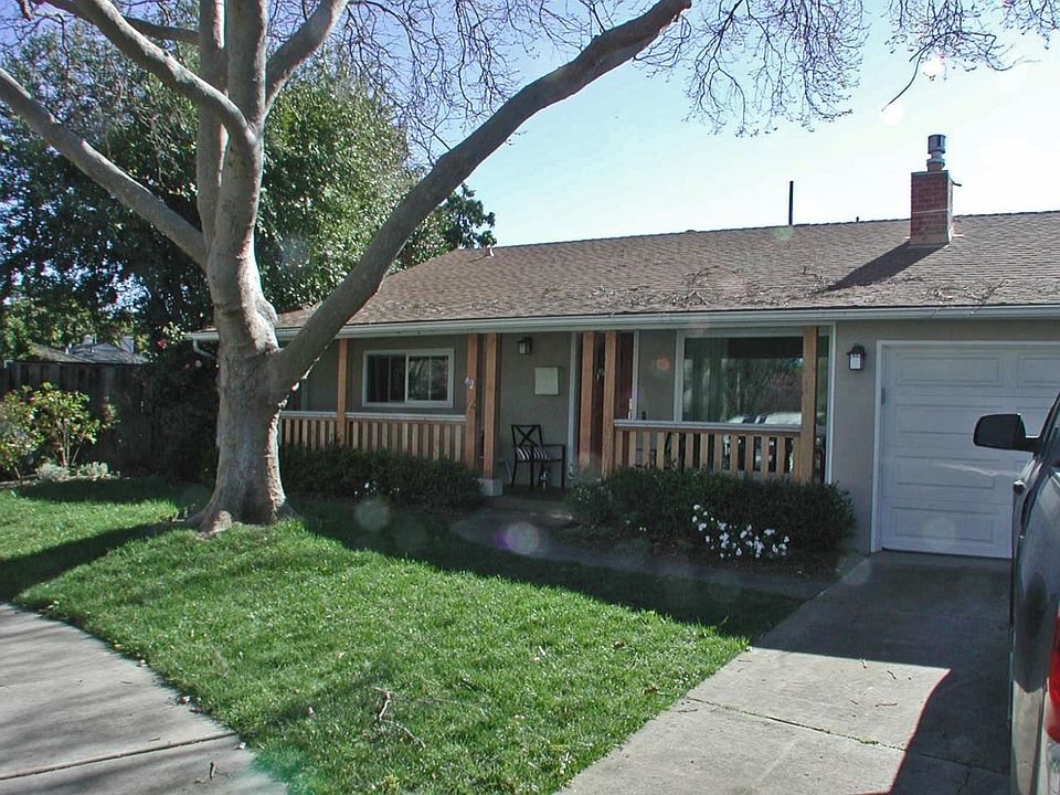 1st image of 350 Kohner Ct