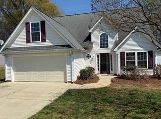 238 Waxberry Ct, Boiling Springs, SC 29316
