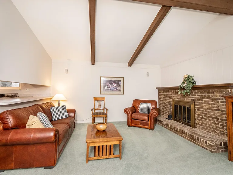 1450 Leafgreen Dr — Photo 14