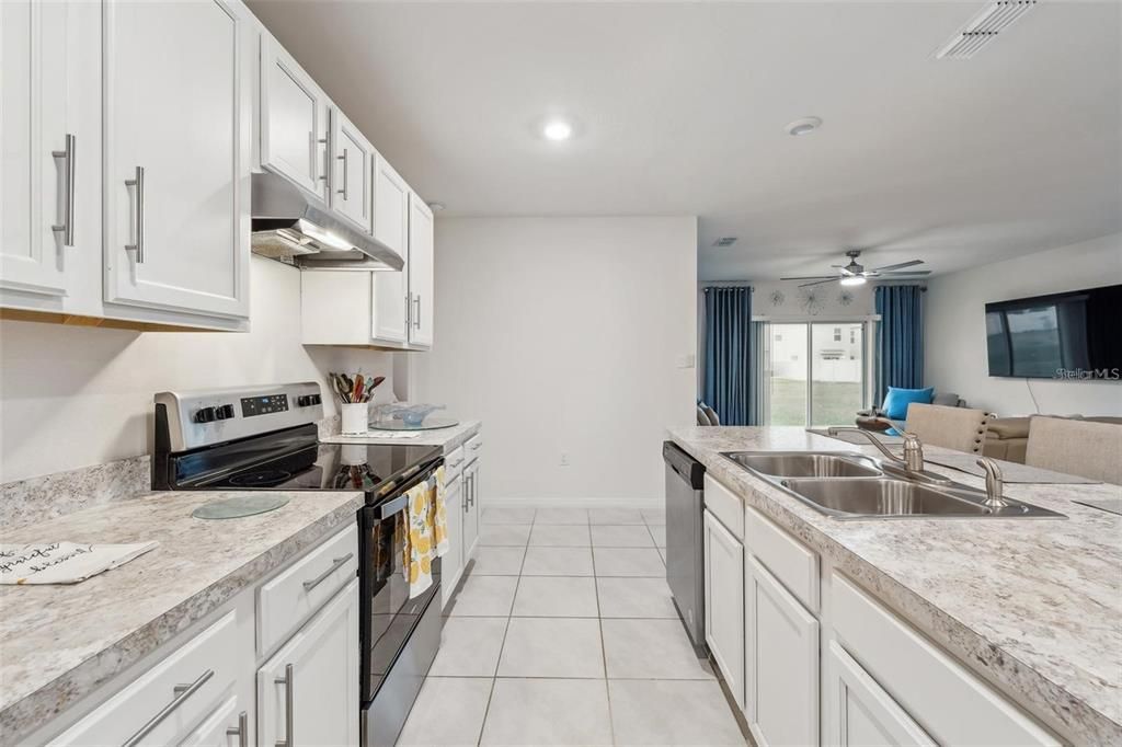 723 Chinoy Rd, Davenport, FL - View 6