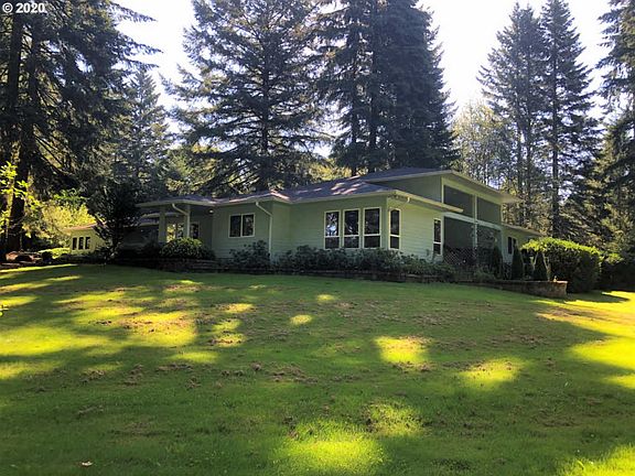 3rd image of 15705 NE 270th St