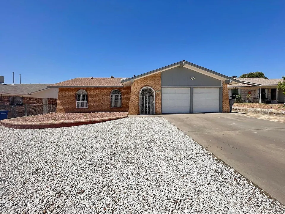 1529 Jim Colbert Ln