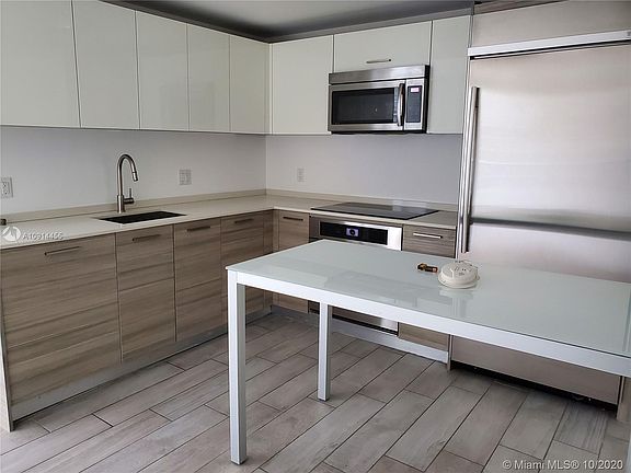 2nd image of 1300 Brickell Bay Dr APT 2410