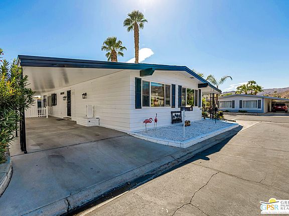 3rd image of 382 Club Circle Dr