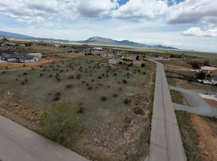 90 Evening Star Loop, Edgewood, NM 87015