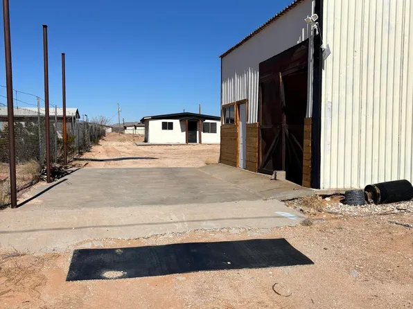 16413 Montana Ave, El Paso, TX 79938