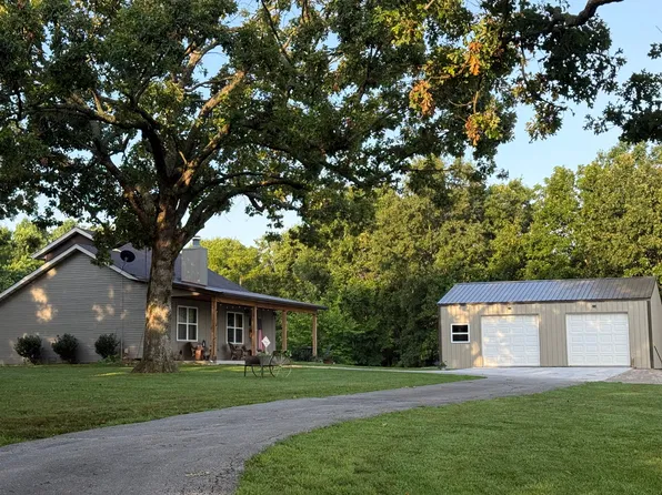 778 E Bumgarner Blvd, Strafford, MO 65757