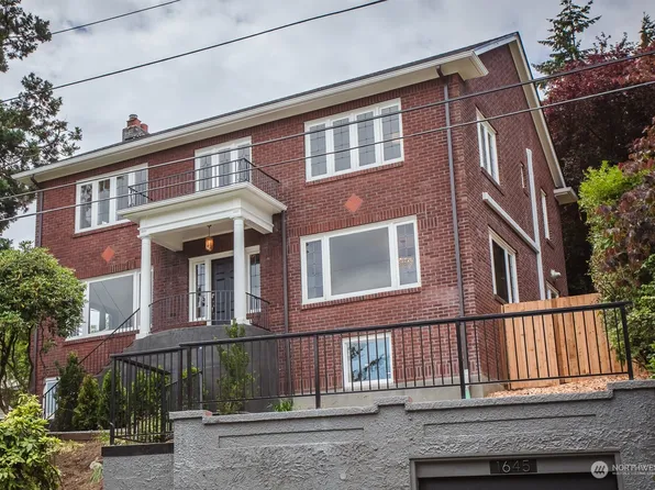 1645 Interlaken Place E, Seattle, WA 98112