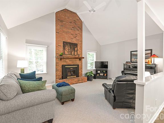 4th image of 7012 Knotty Pine Rd