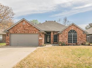1113 Westgrove Dr, Saginaw, TX 76179