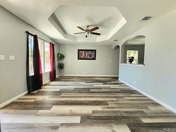 4th image of 2319 SUZETTE AVE