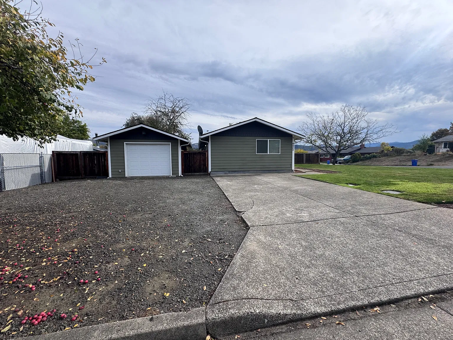 4 bed, 1392 sqft, $2,600 — Photo 1